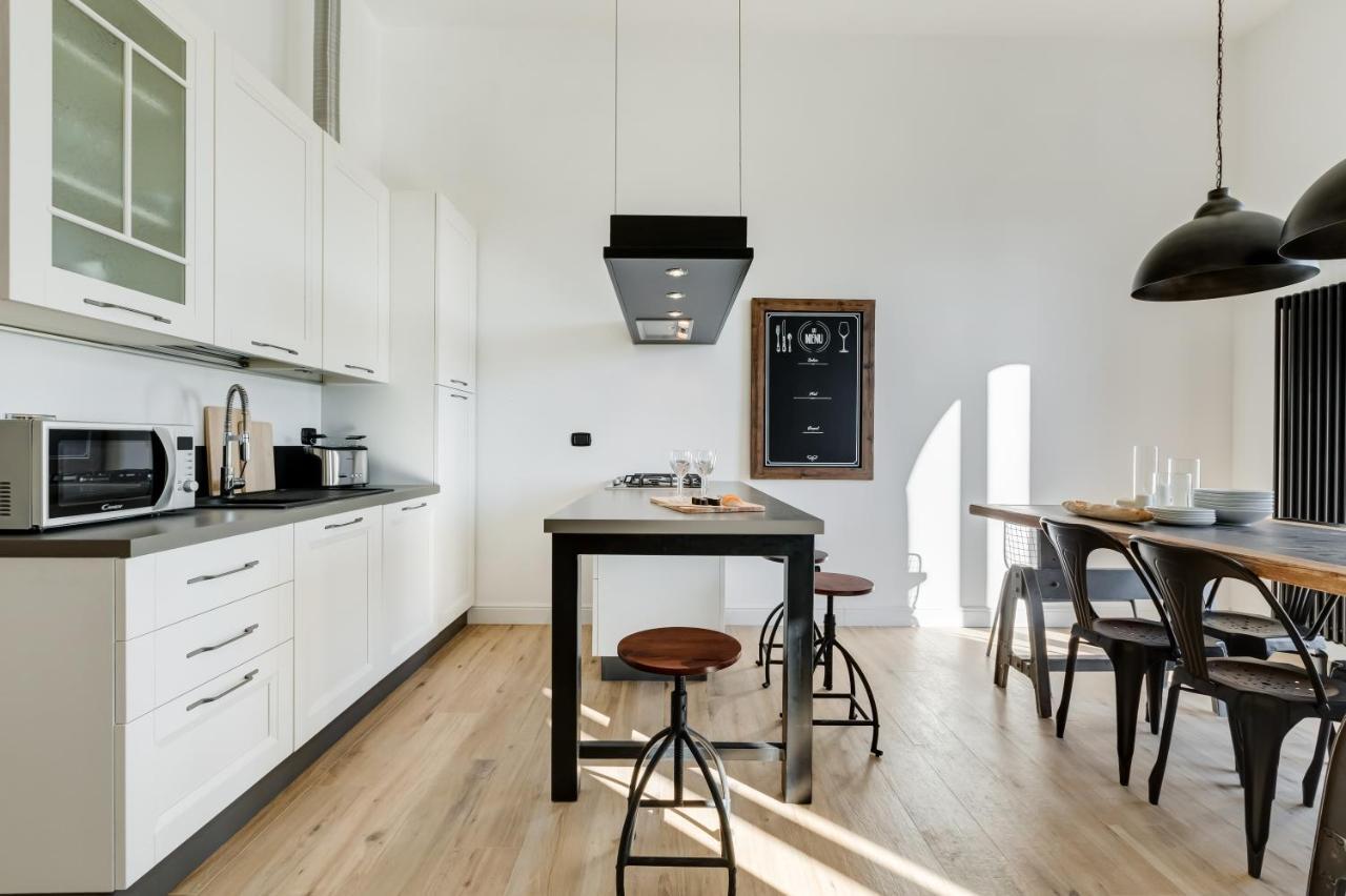 Bmga L Glam Industrial 3-Bed Apartment In Termini Řím Exteriér fotografie