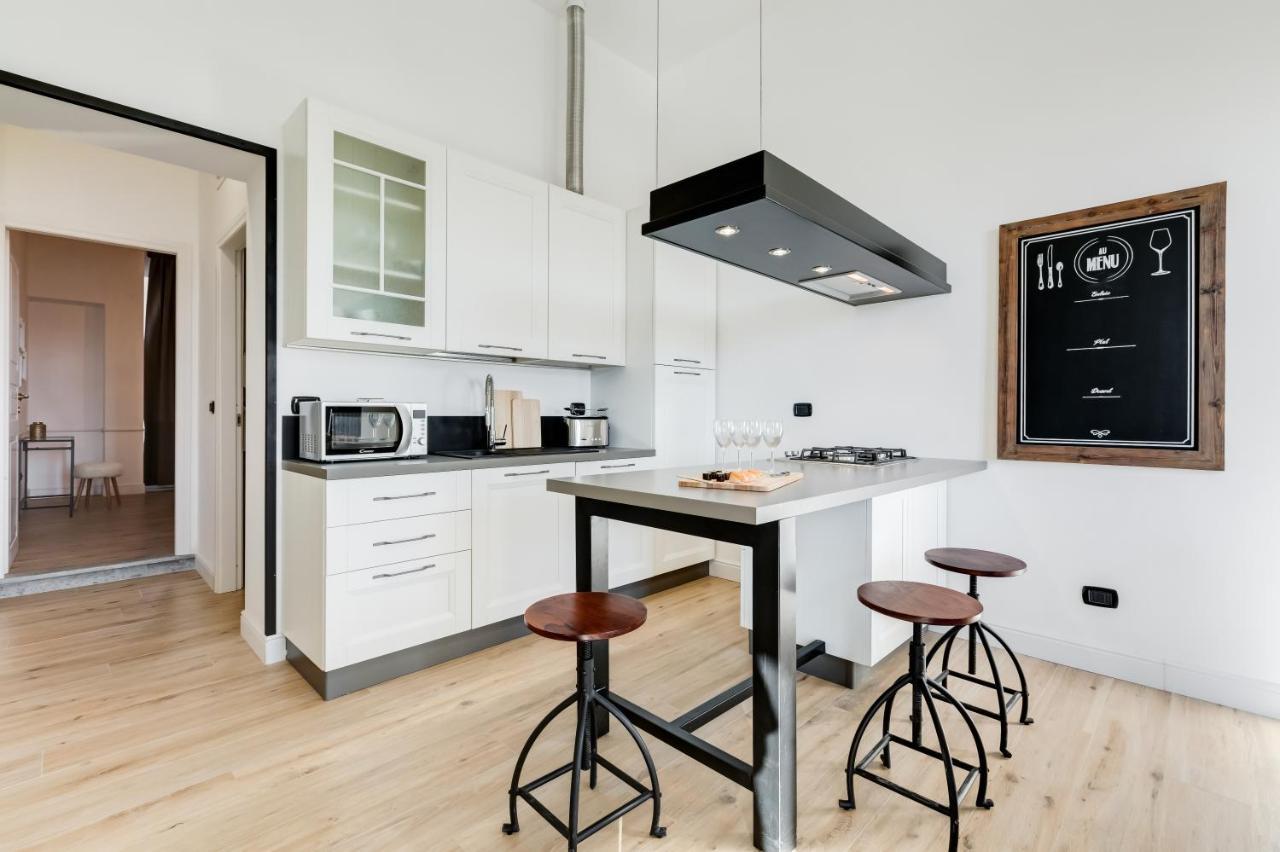 Bmga L Glam Industrial 3-Bed Apartment In Termini Řím Exteriér fotografie