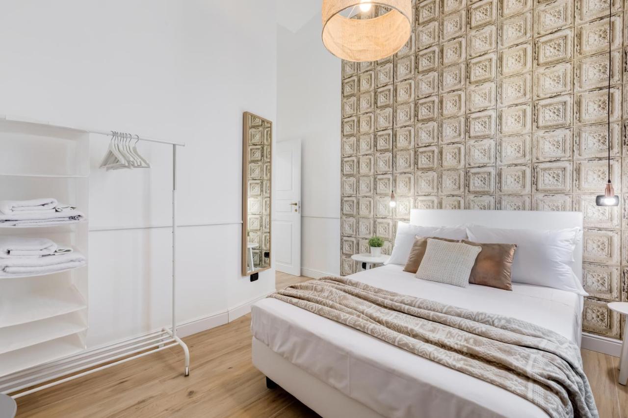 Bmga L Glam Industrial 3-Bed Apartment In Termini Řím Exteriér fotografie